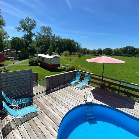 בית נופש Confortable A Saint-pardoux Avec Piscine Partagee *